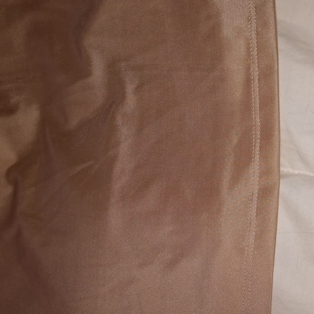 Slip nwt - Picture 2 of 5
